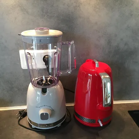 Maison Bord De Climatisee La Capte , Vakantiehuis Hyères