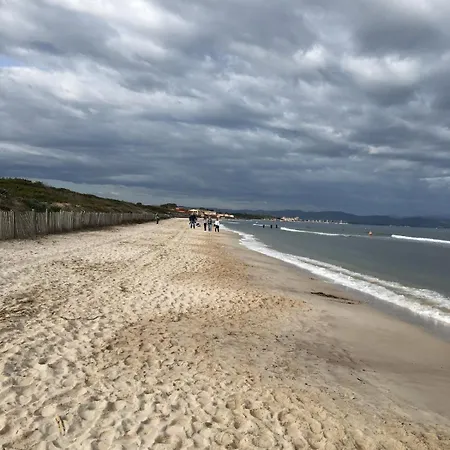 Vakantiehuis Maison Bord De Climatisee La Capte ,