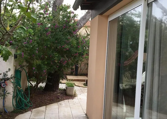 Maison Bord De Climatisee La Capte , *