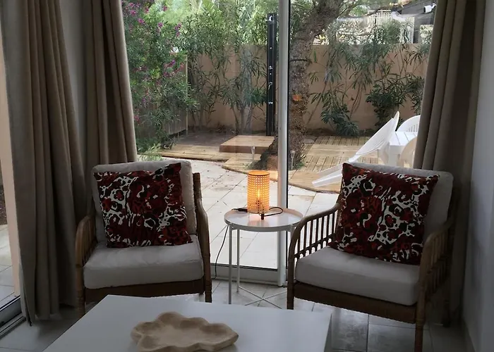 Tatil Evi Maison Bord De Climatisee La Capte , *